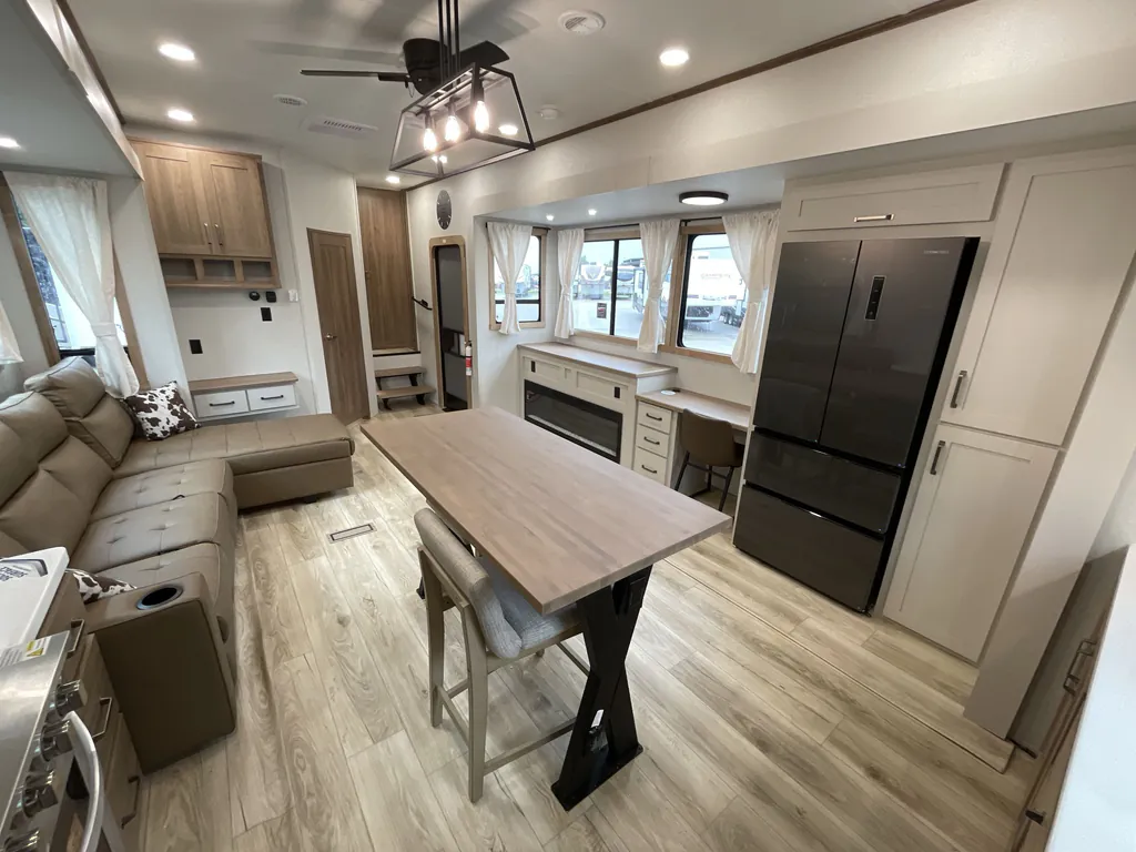 2027 Forest River Mesquite 3850HBRK, Photos photo 3