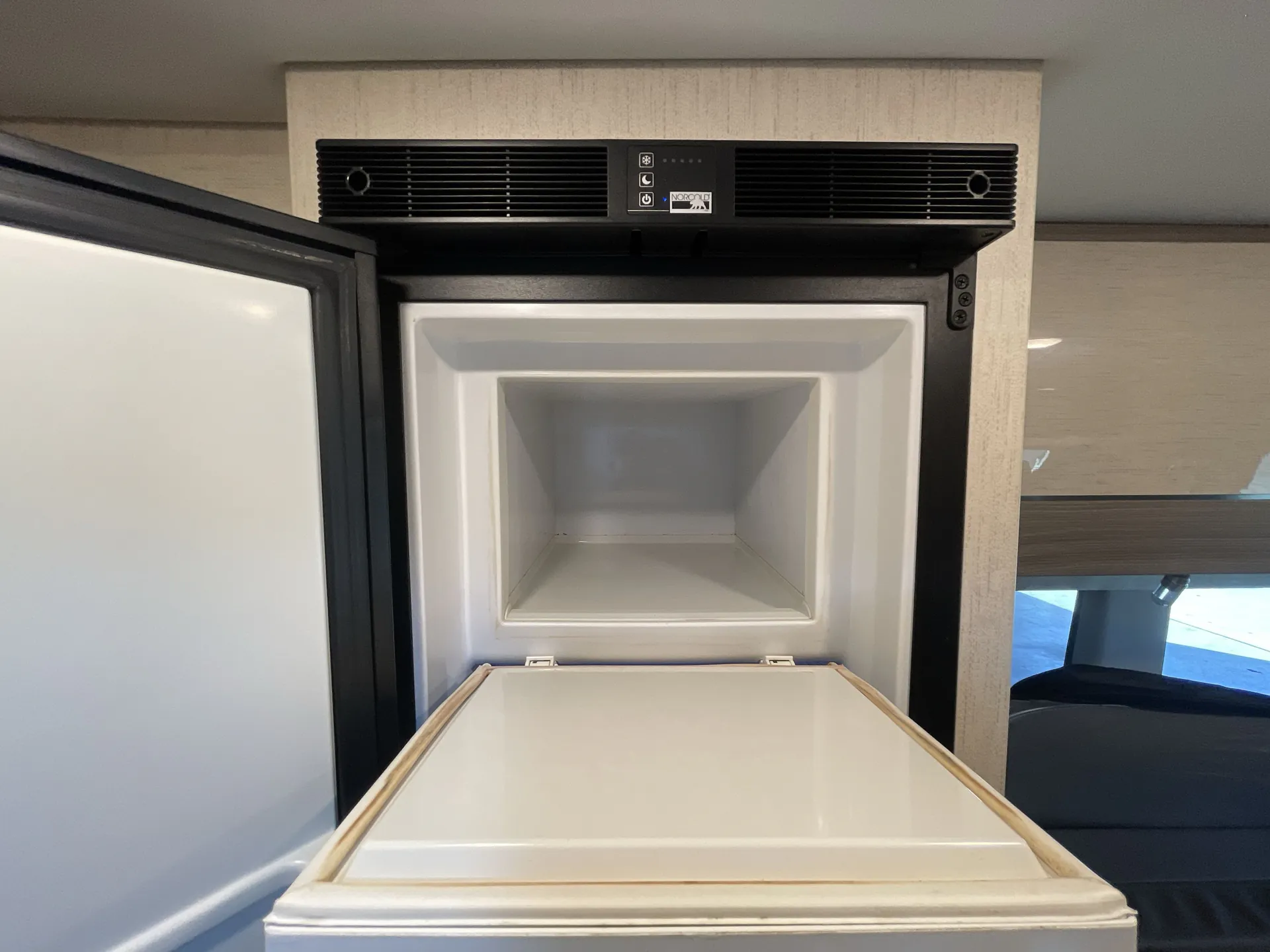 2022 Jayco Swift 20A — living area main