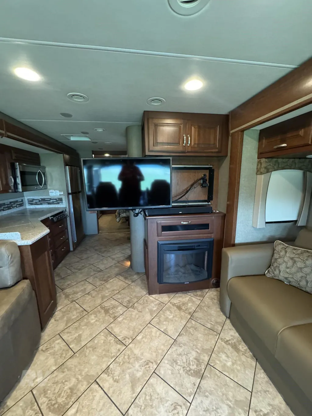 2017 Forest River Berkshire 34QS, Photos photo 48