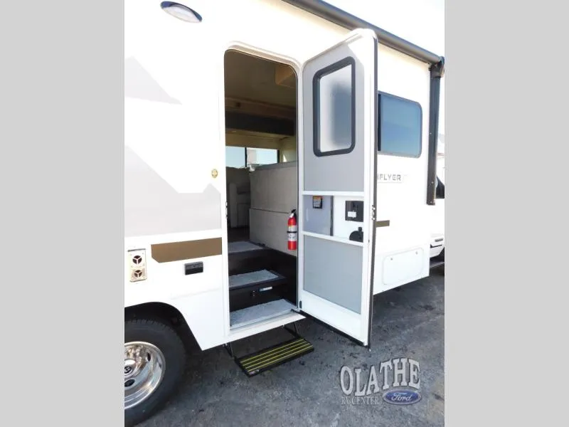 2027 Winnebago Sunflyer 26FE - Photo 3