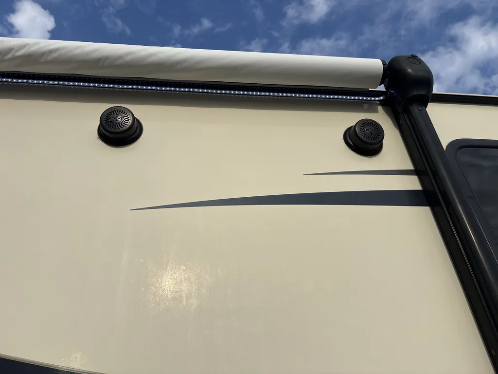 2017 Forest River Salem Hemisphere Lite 300BH, Photos photo 21