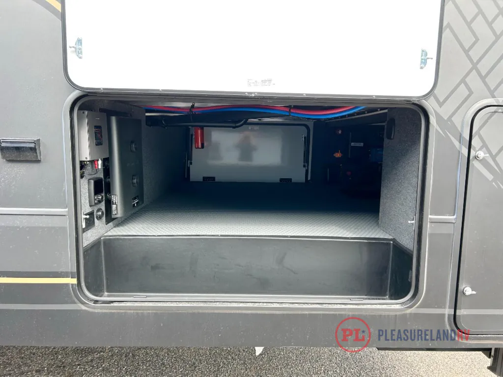 2026 Keystone Raptor 433, Photos photo 8