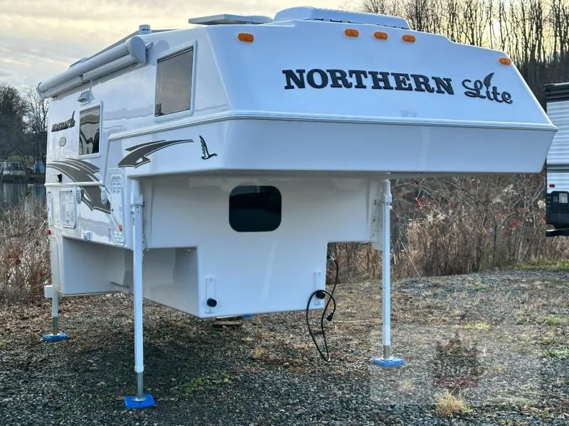 2025 Northern Lite Limited Edition 8-11EXLEWB - Main photo