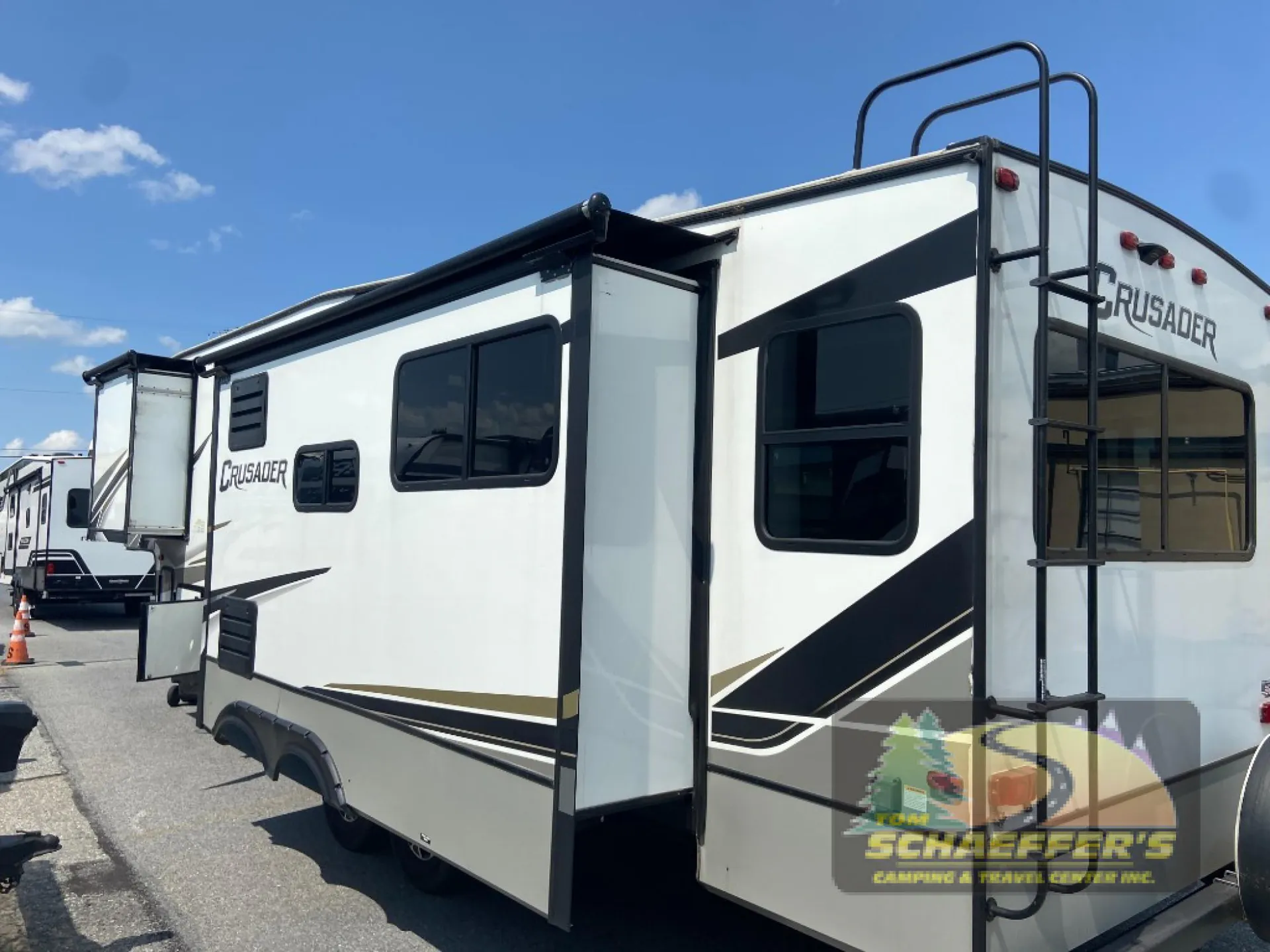 2021 Prime Time Crusader 305RLP - Photo 4