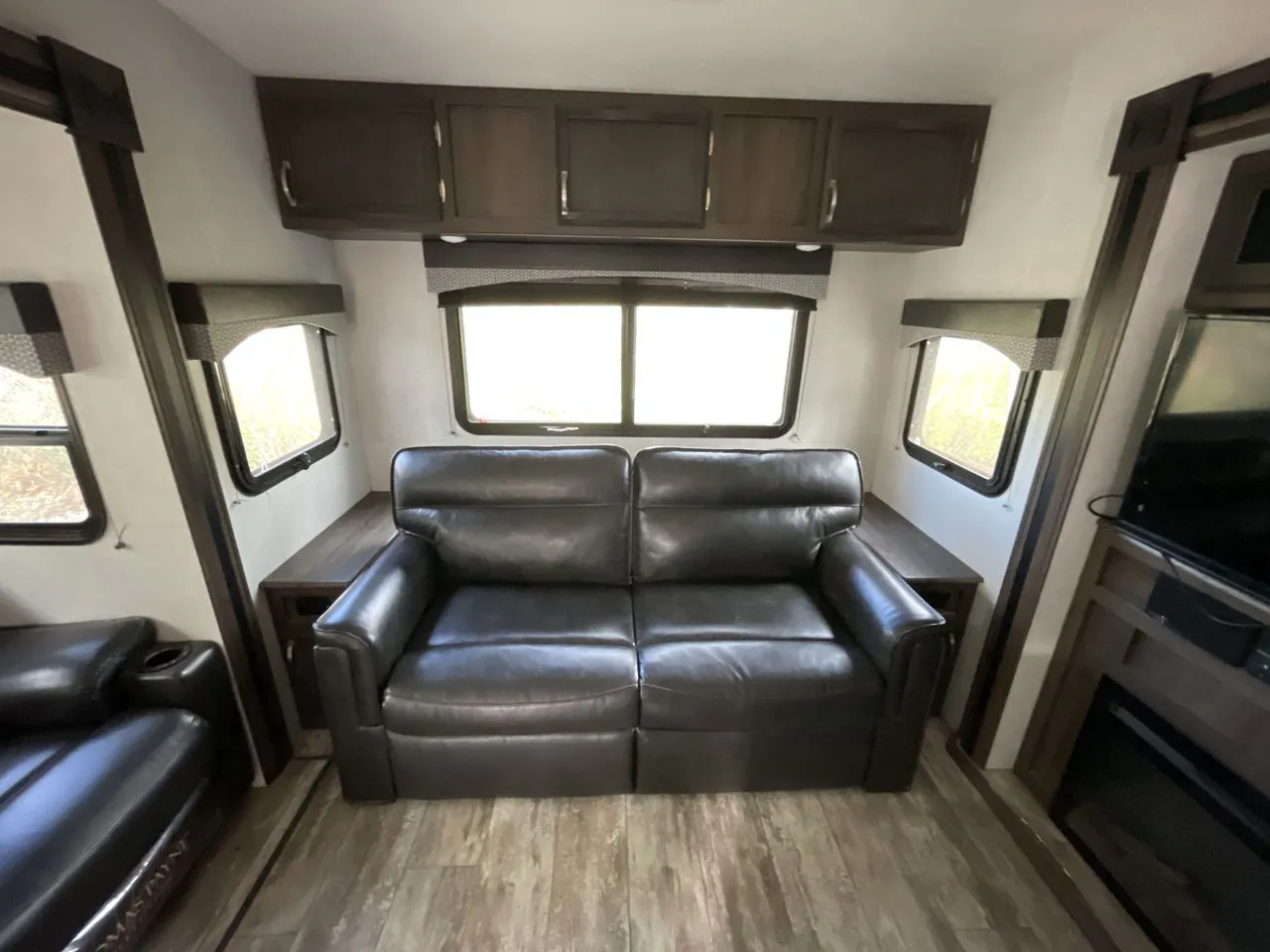 2019 Starcraft Telluride 292RLS - Photo 3