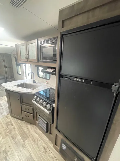 2022 Venture RV Sonic SN220VBH, Photos photo 10