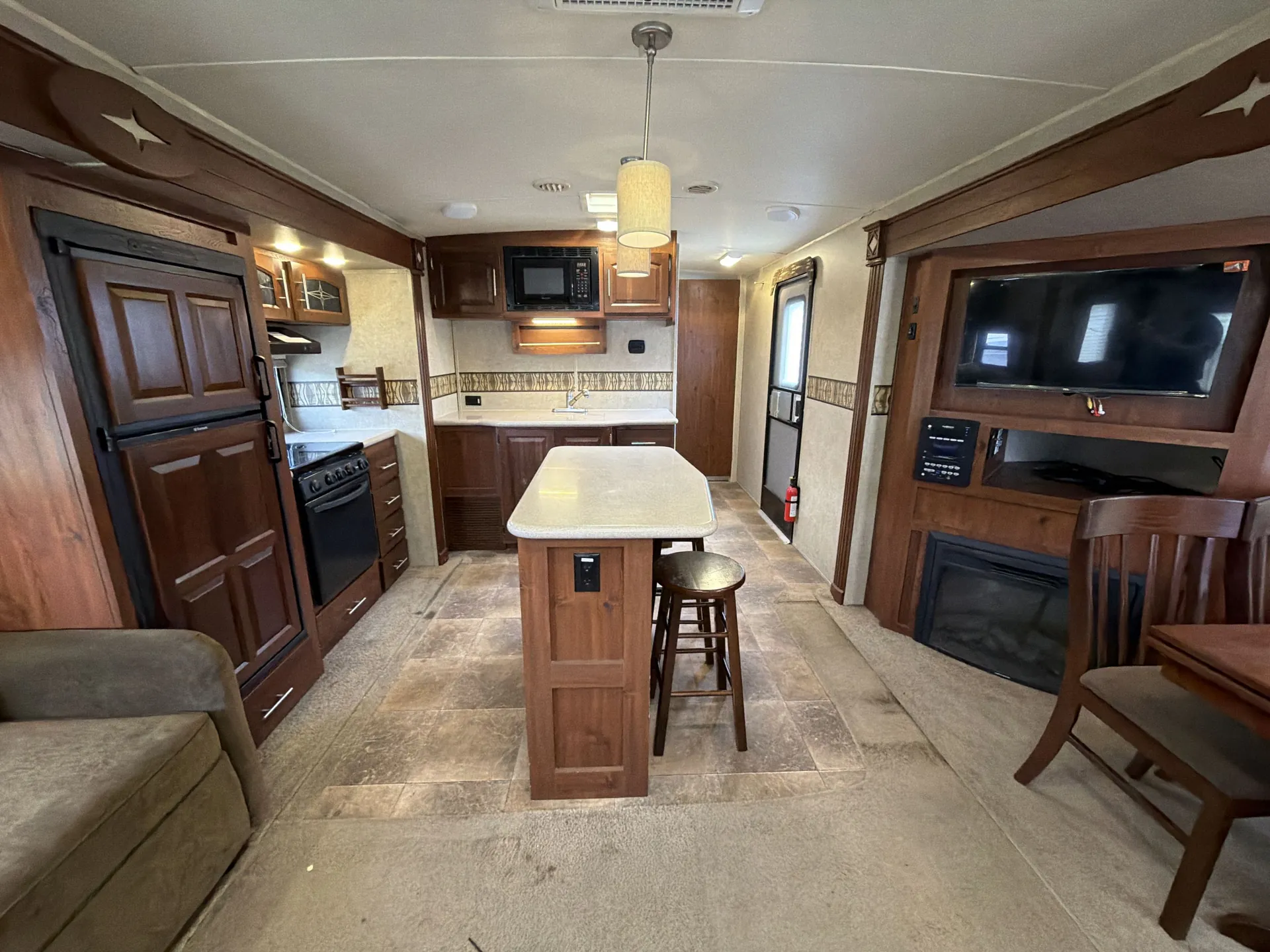 2014 Forest River Rockwood Signature Ultra Lite 8310SS — living area main