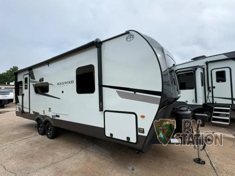 2026 Forest River Rockwood Ultra Lite 302RDT - Photo 2