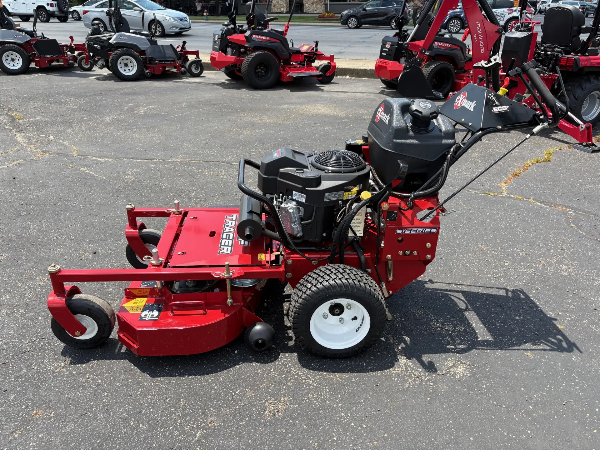 2025 Exmark Turf Tracer S-Series 36" Deck Turf Tracer S-Series 36" Deck - Photo 4