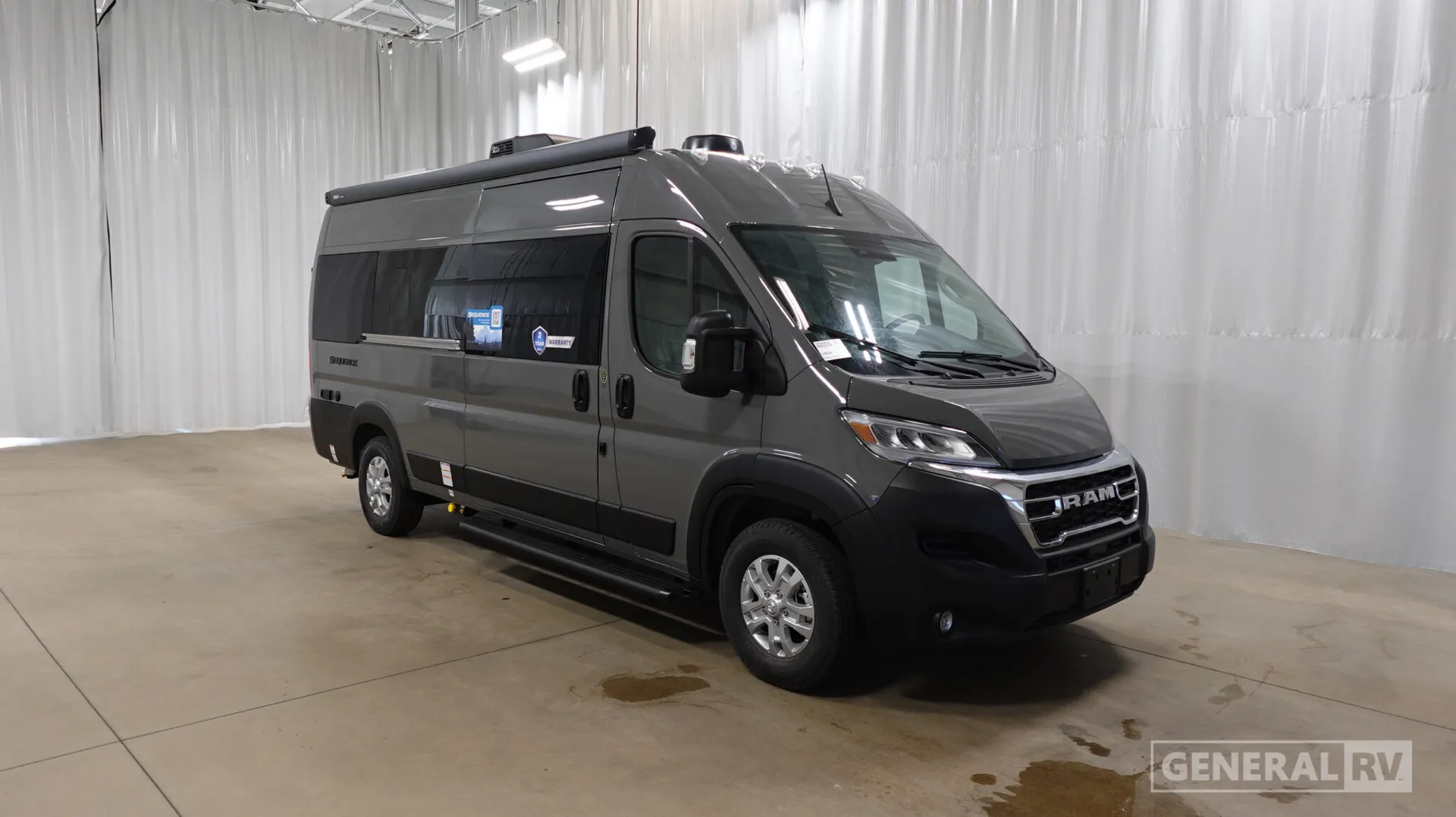 2027 Thor Motor Coach Sequence 20L - Photo 2