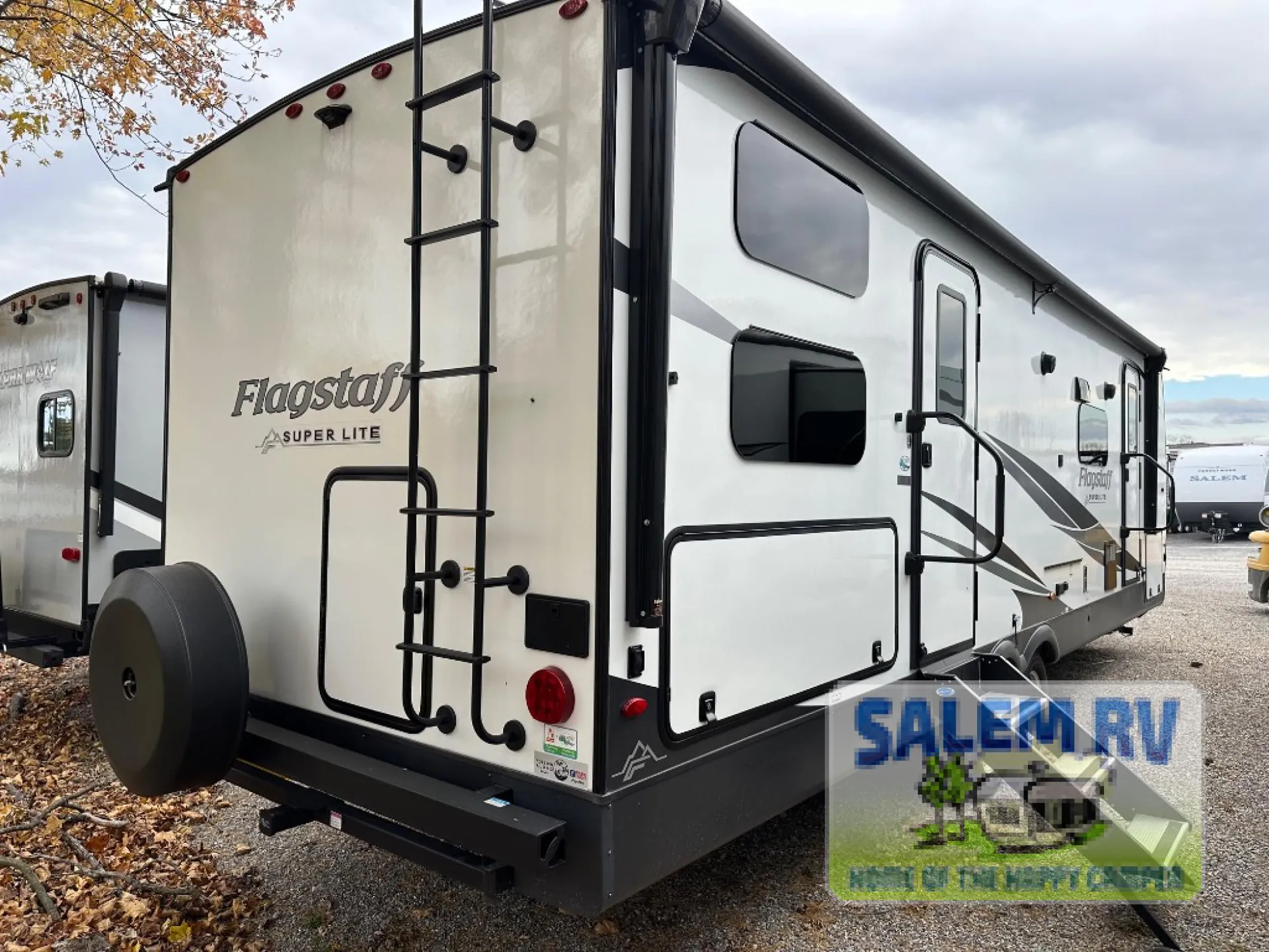 2024 Forest River Flagstaff Super Lite 27BHWS — Photo 6