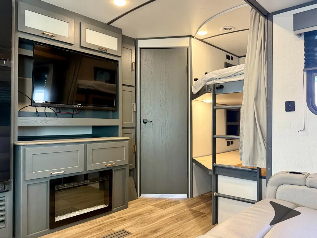 2024 Keystone Bullet 290BHSWE, Photos photo 19