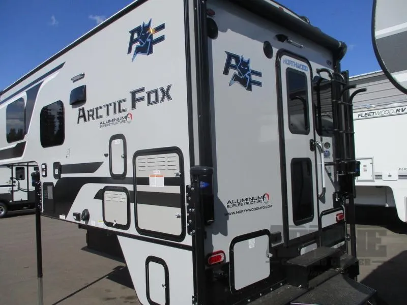 2026 Northwood Arctic Fox Camper 811 - Photo 4