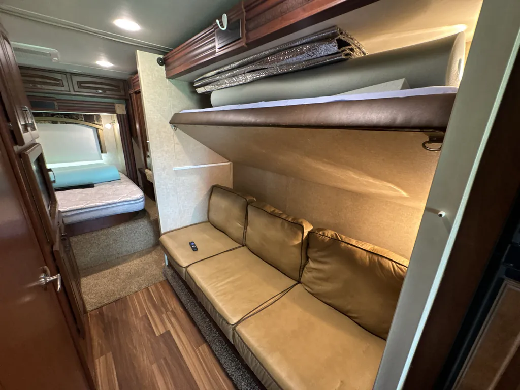 2015 Jayco Precept 29UM, Photos photo 14