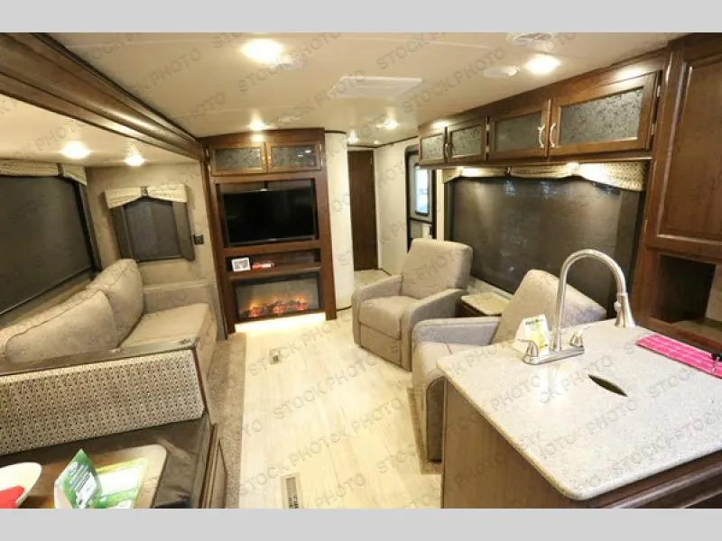 2017 Palomino Solaire 304 RKDS - Photo 3