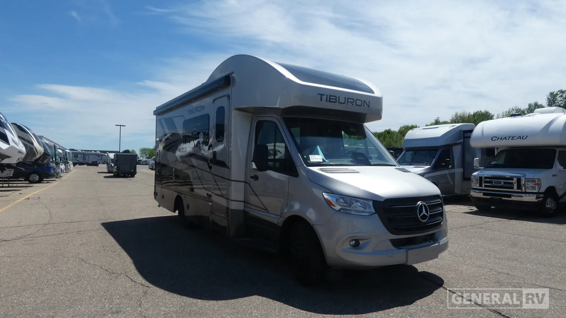 2026 Thor Motor Coach Tiburon Sprinter 24FB - Photo 2