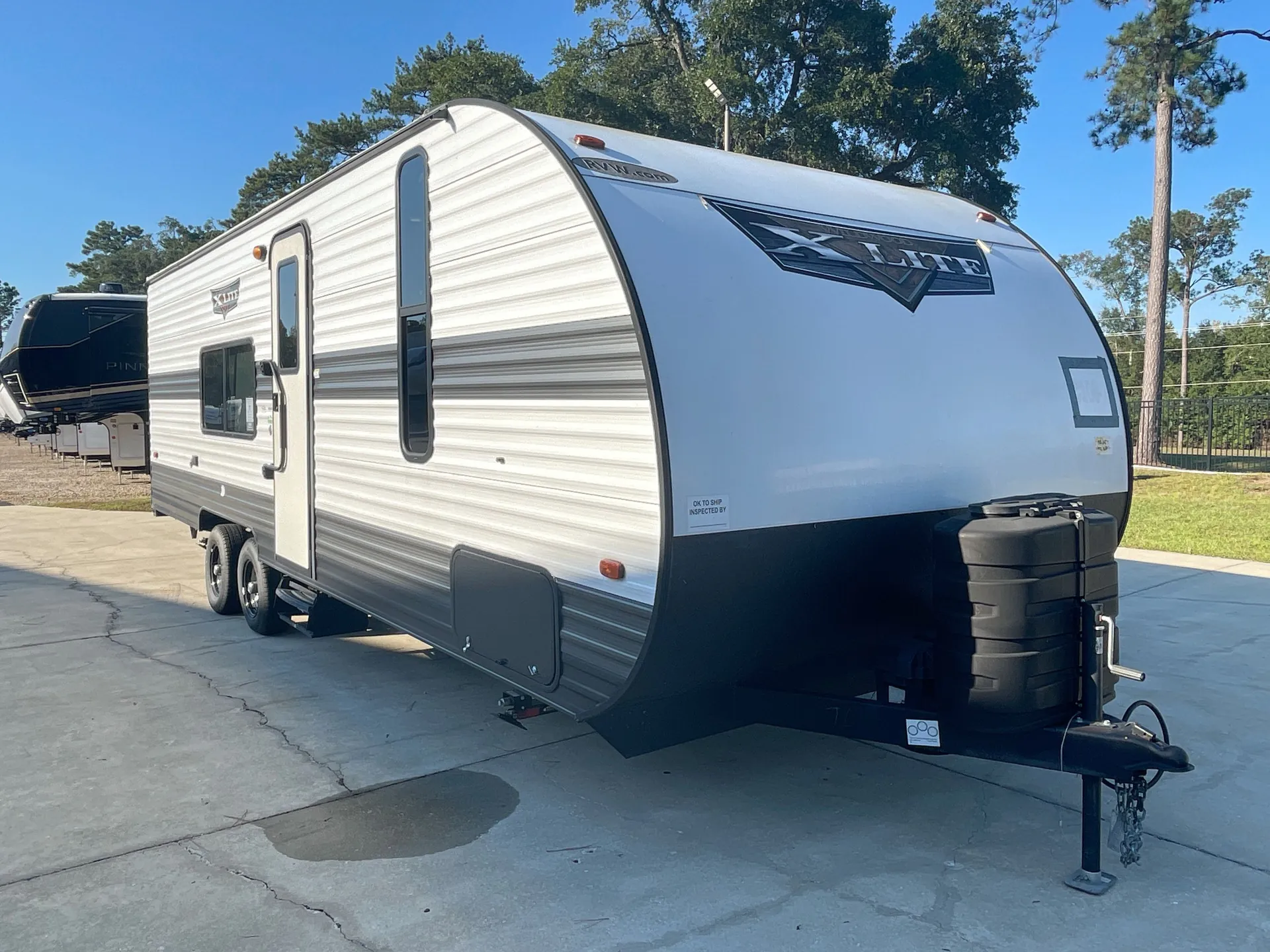 2023 Forest River Wildwood X-Lite 261BHXL