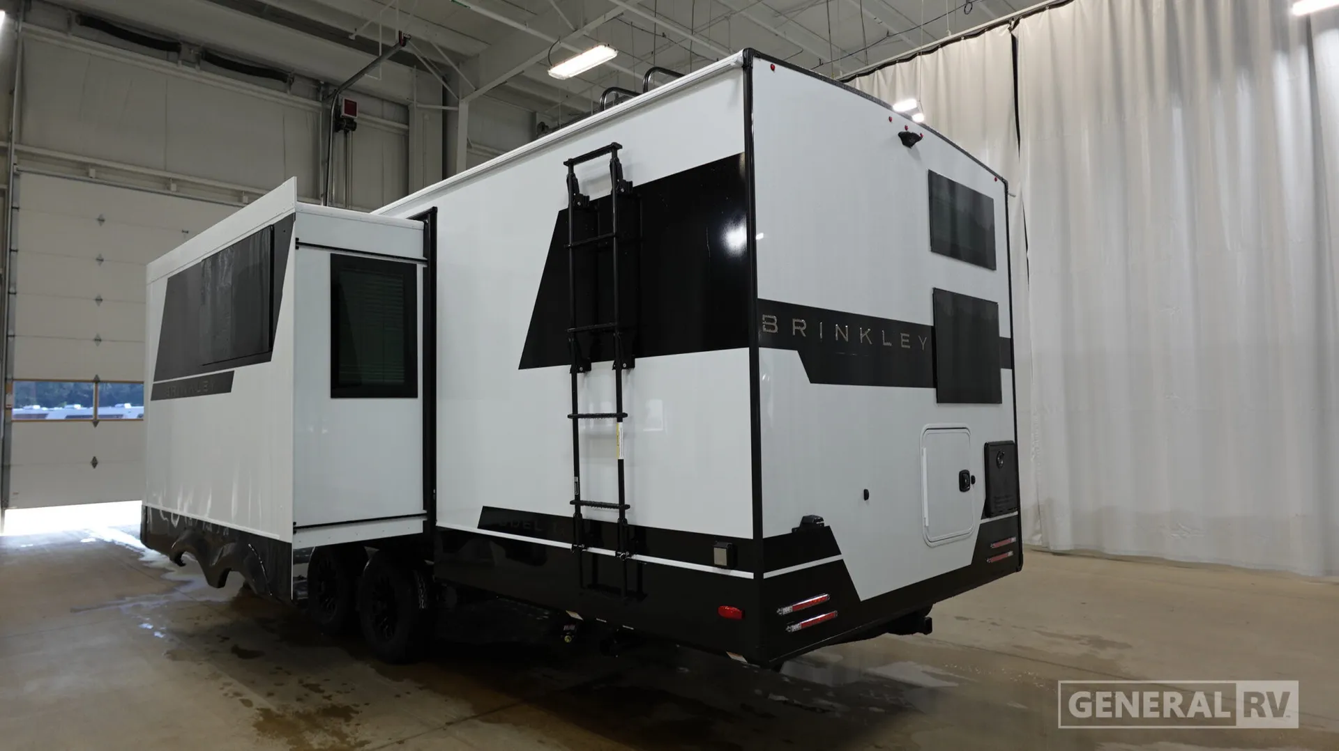 2026 Brinkley Model Ix 24X - Photo 4