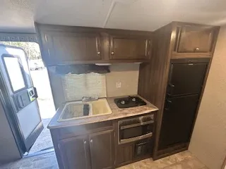 2018 Coachmen Apex 191RBS - Photo 3