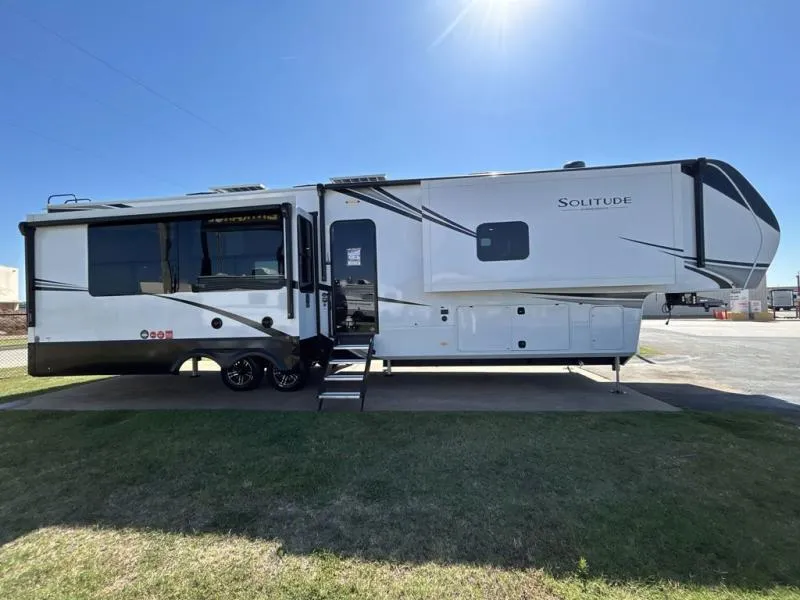 2026 Grand Design Solitude 417KB - Photo 4
