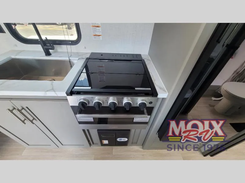 2027 Keystone RV Hideout 210RL - Photo 2