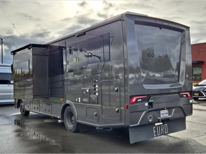 2026 Coachmen Euro 25TB - Photo 4