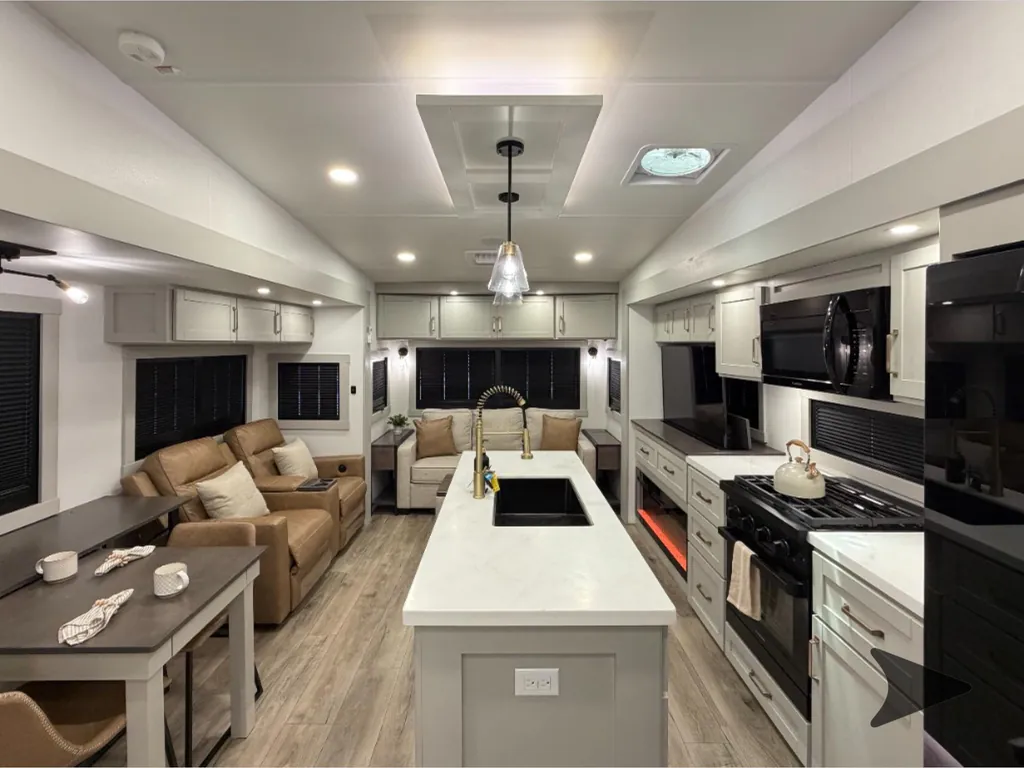 2025 Brinkley Model Z 3100, Photos photo 26
