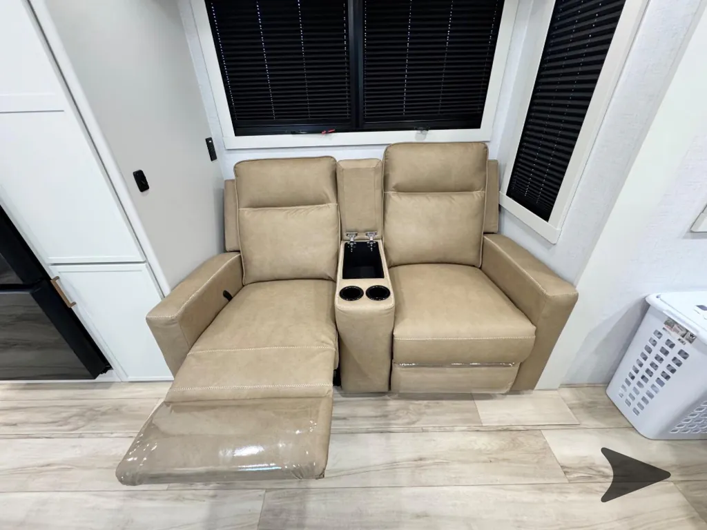 2026 Brinkley Model I 235, Photos photo 28