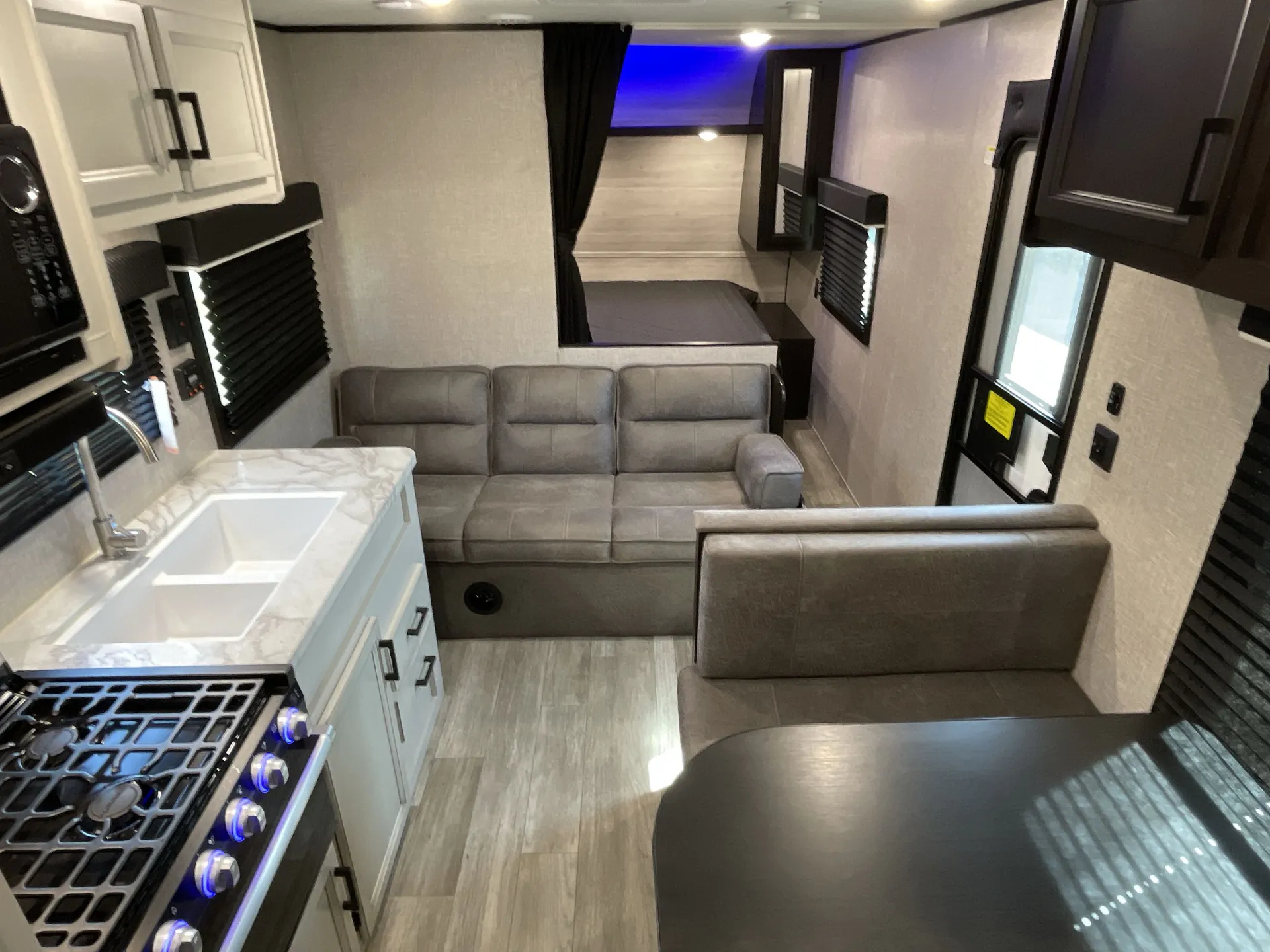 2022 Jayco Jay Flight SLX 8 264BHW — living area main