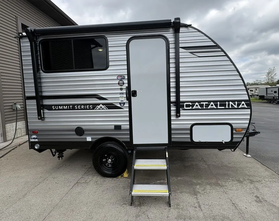 2026 Coachmen Catalina Summit Series 7 134BHX - Photo 2
