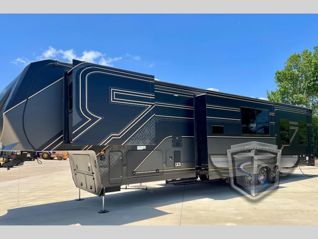 2026 Keystone Raptor 441, Photos photo 11