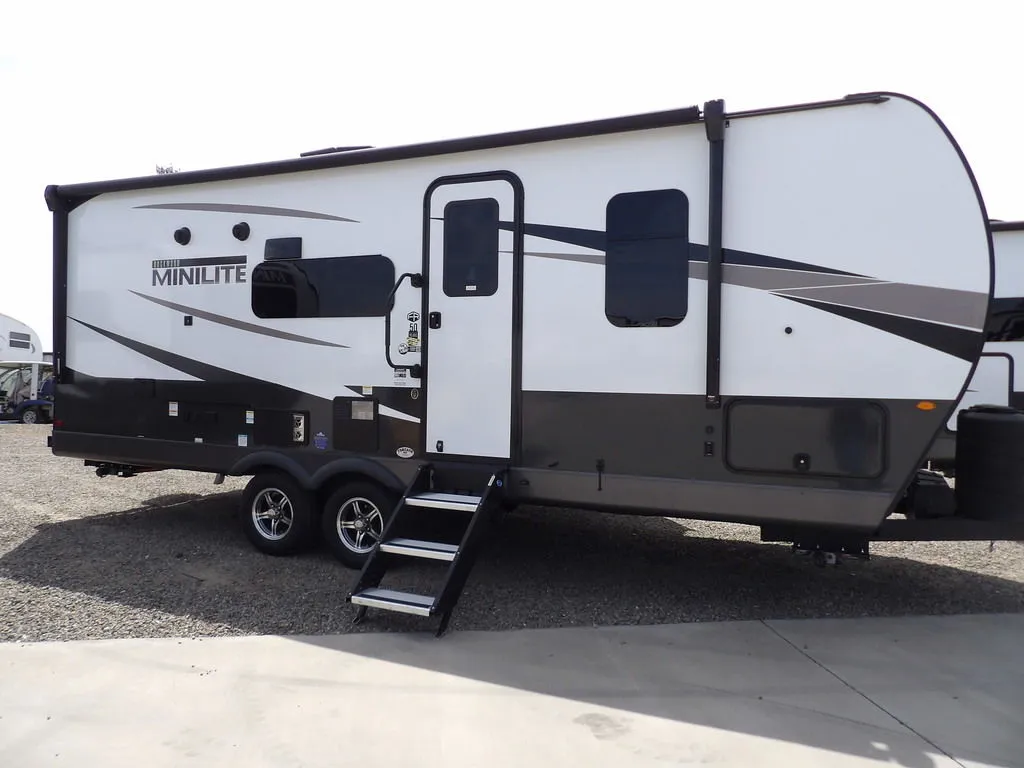 2025 Forest River Rockwood Mini Lite 2520BH - Photo 2