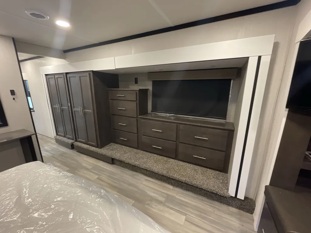 2024 Forest River Cedar Creek 380RL, Photos photo 18