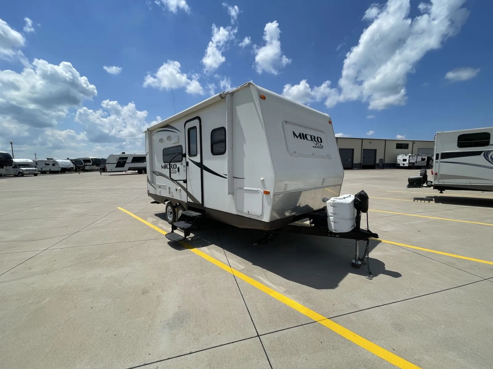 2014 Forest River Flagstaff Micro Lite 21DS - Photo 2