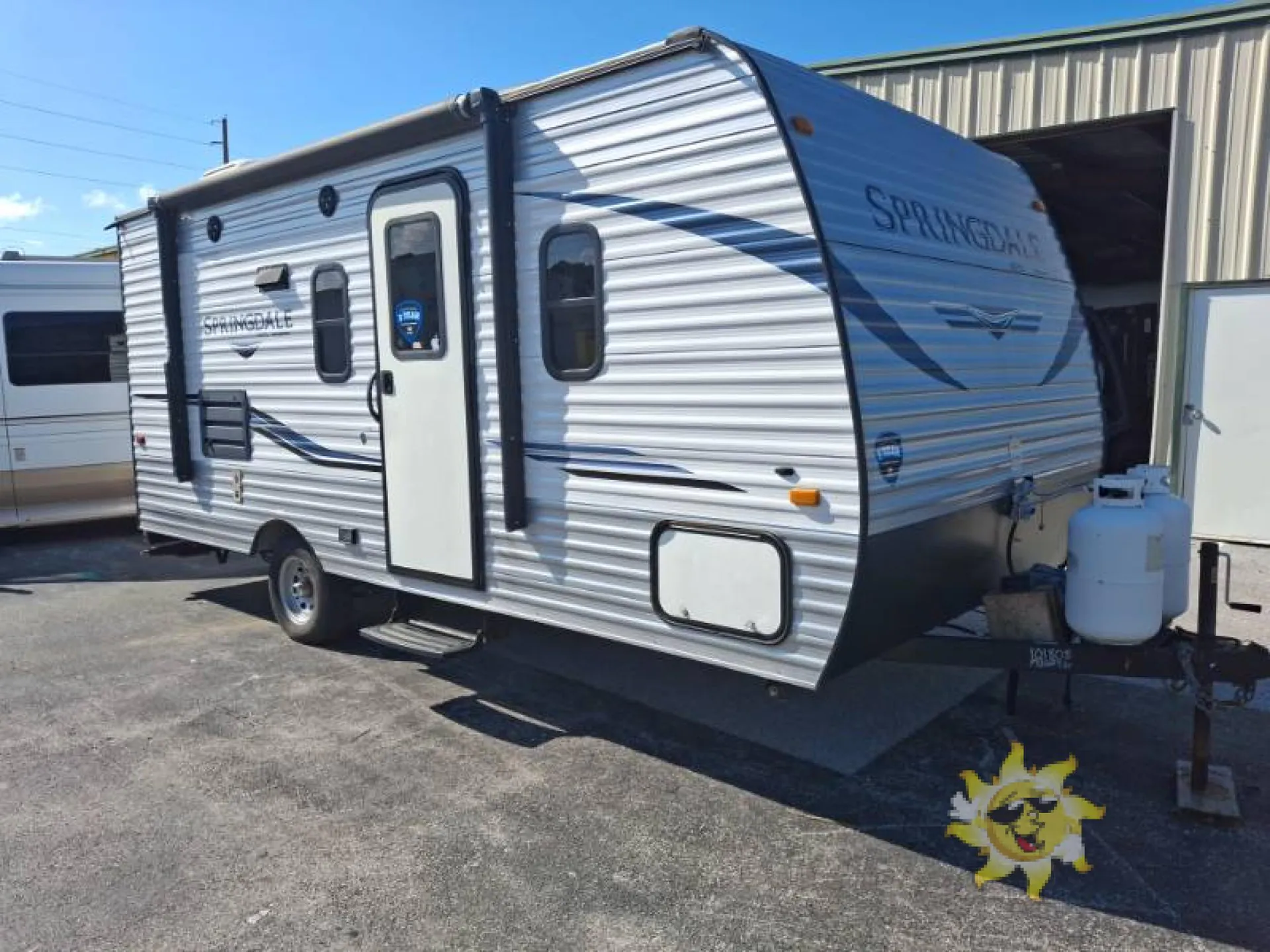 2020 Keystone Springdale Mini 1790FQ - Photo 2