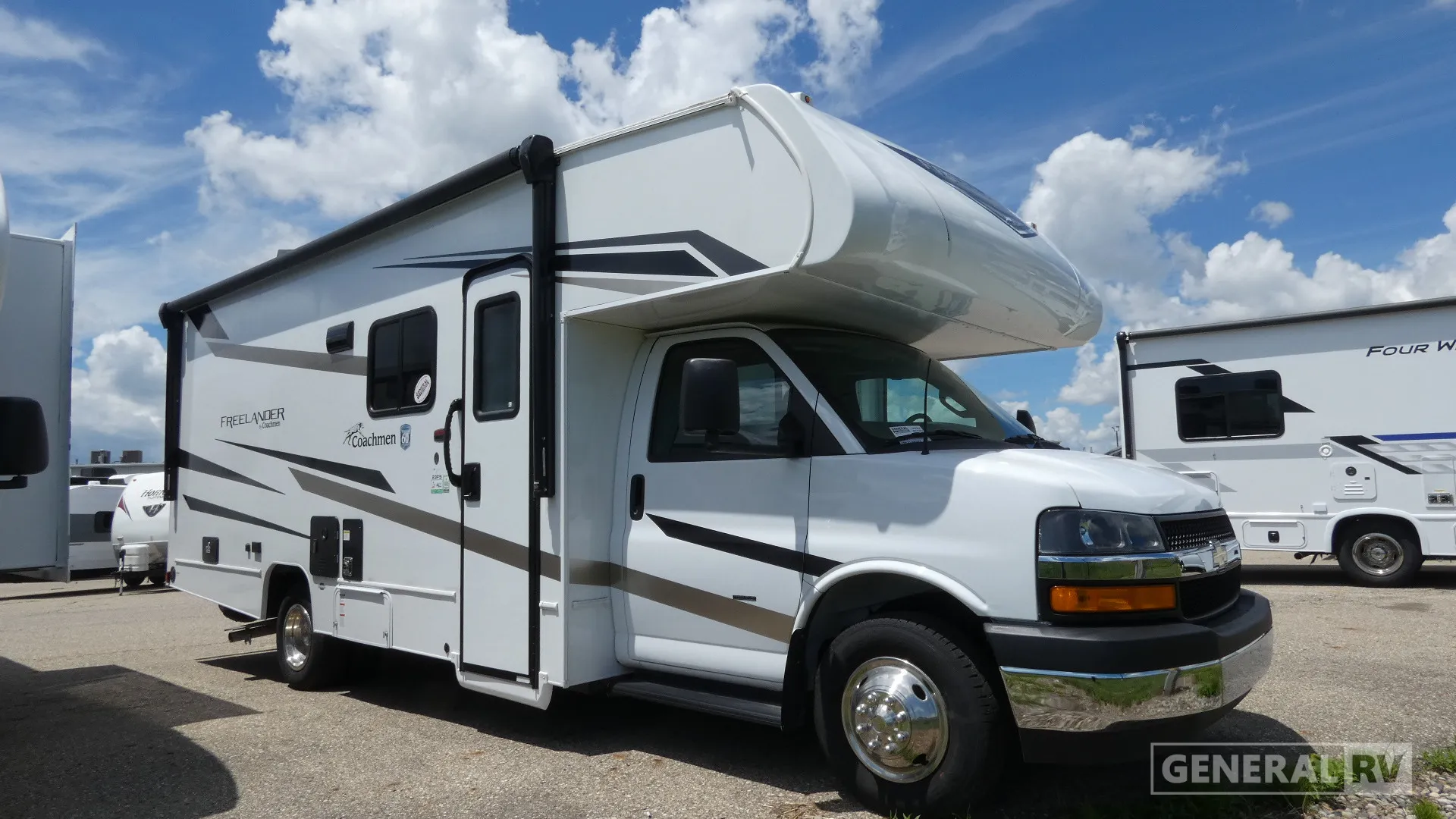2024 Coachmen Freelander 23FS - Photo 2