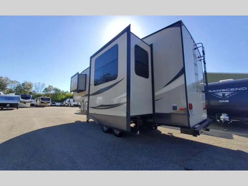 2021 Forest River Rockwood Ultra Lite 2445WS - Photo 4