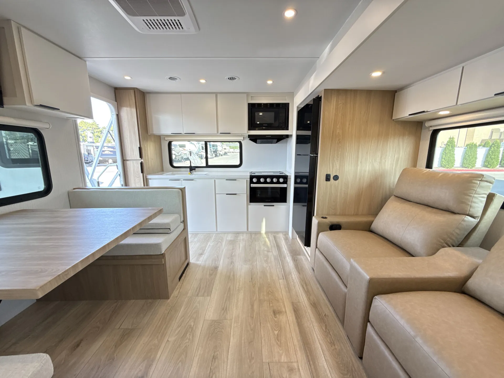 2026 Winnebago Thrive 24RKS — living area main