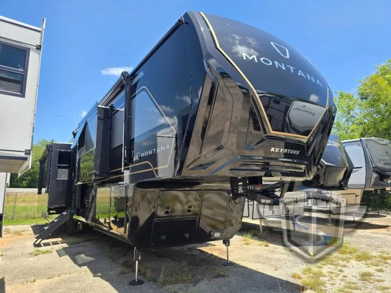 2026 Keystone RV Montana 3900RK - Photo 2