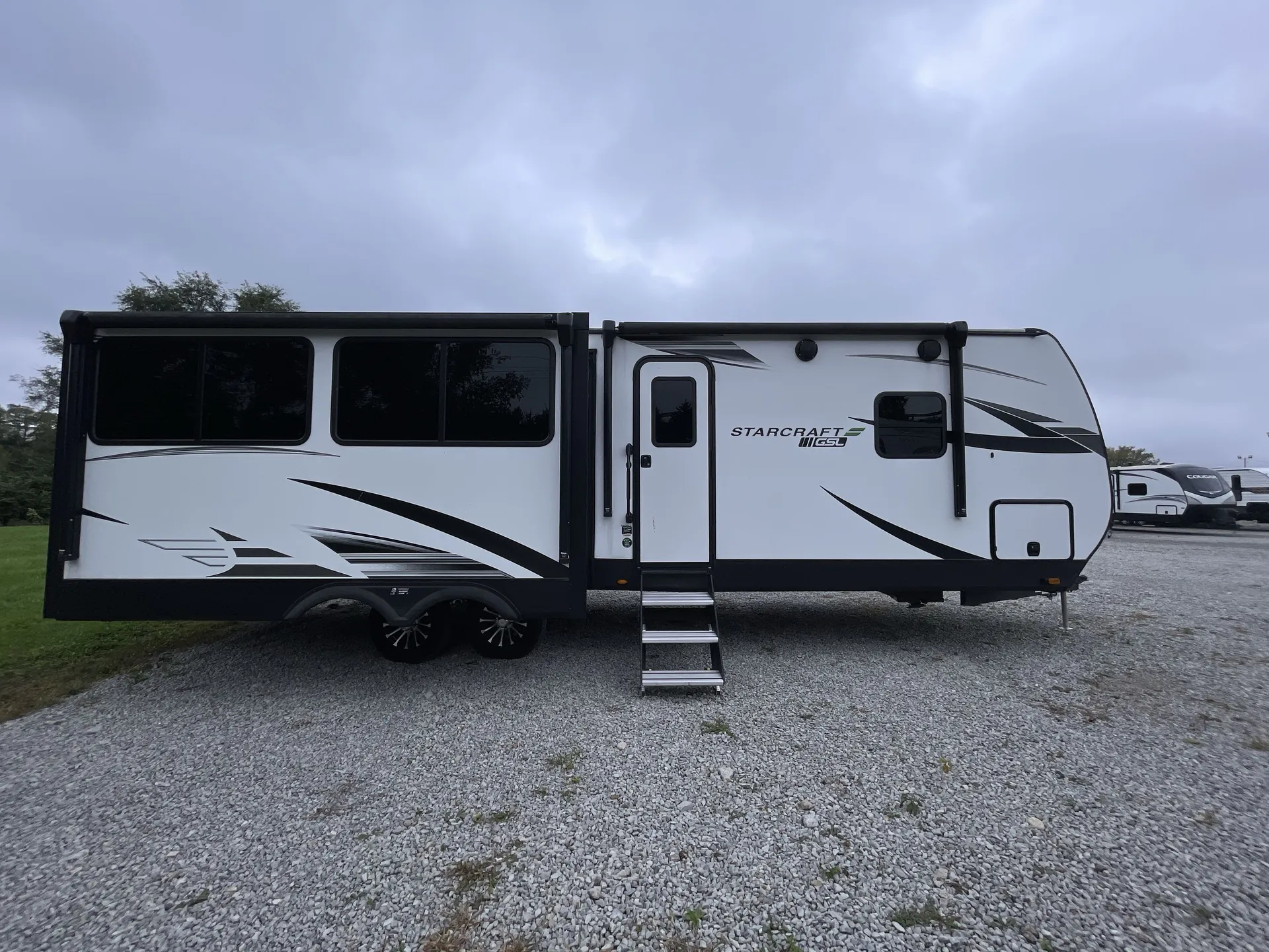 2024 Starcraft GSL 290RLS — campside