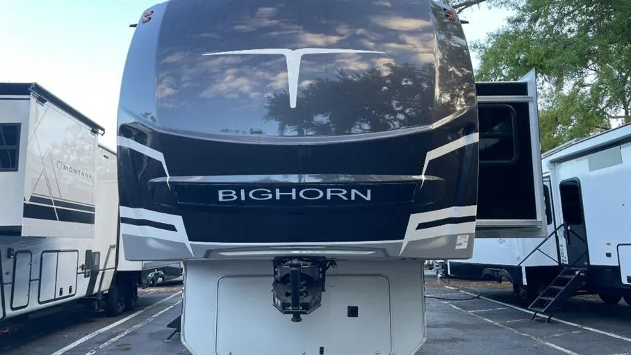 2026 Heartland Bighorn 38RE - Photo 3