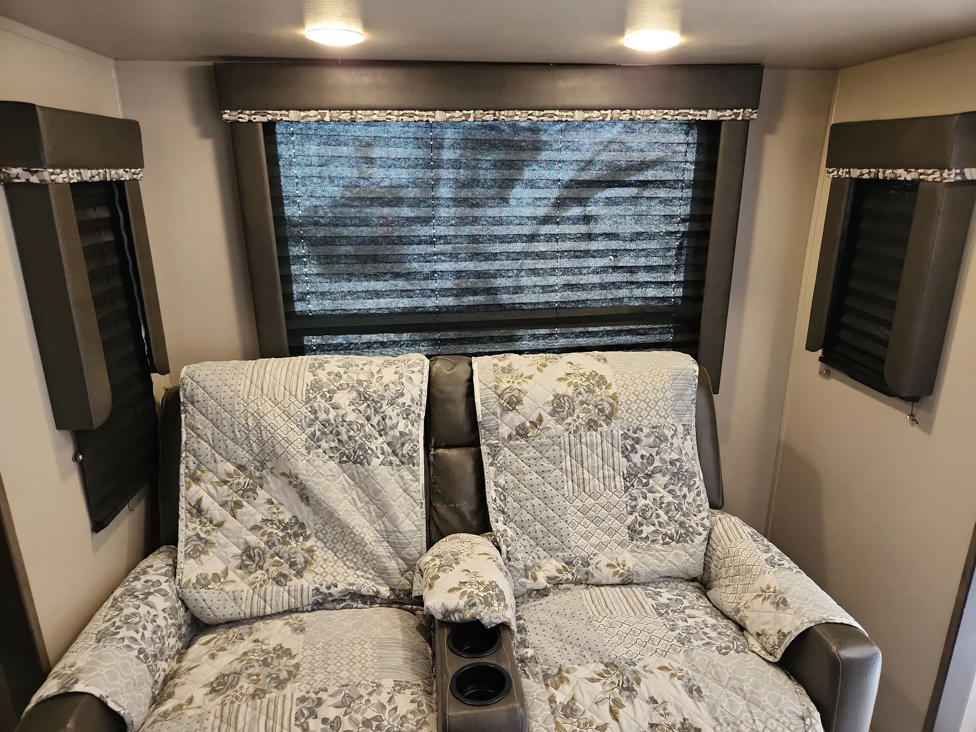 2019 Keystone Sprinter Limited 330KBS - Photo 4