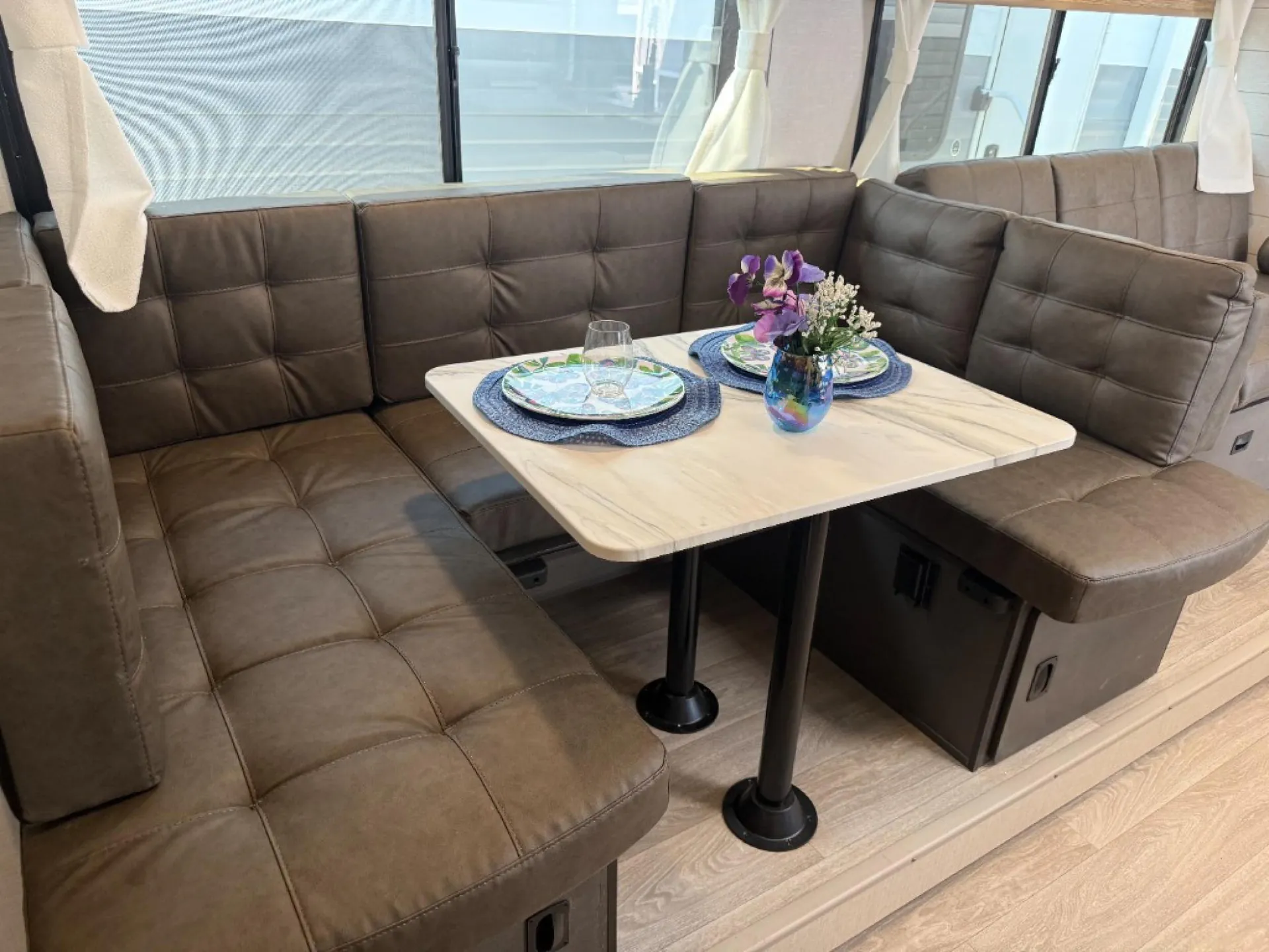 2027 Forest River RV Wildwood X-Lite 273QBXL — Photo 6
