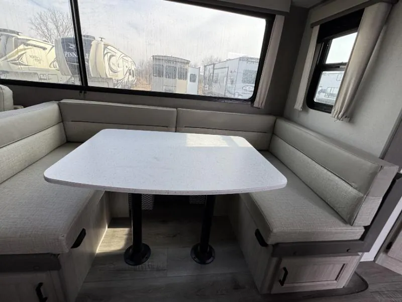 2026 Coachmen Catalina Legacy Edition 273DBHCK, Photos photo 26
