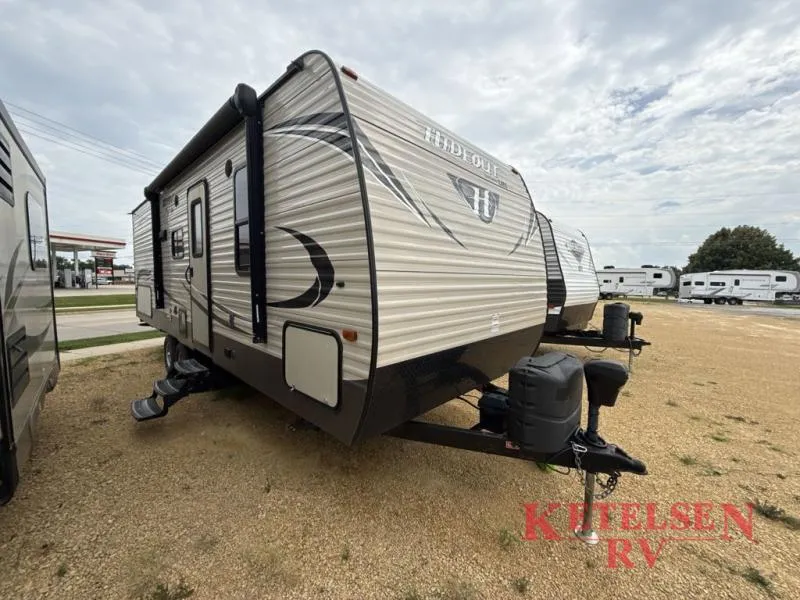 2017 Keystone RV Hideout 242LHS - Photo 4