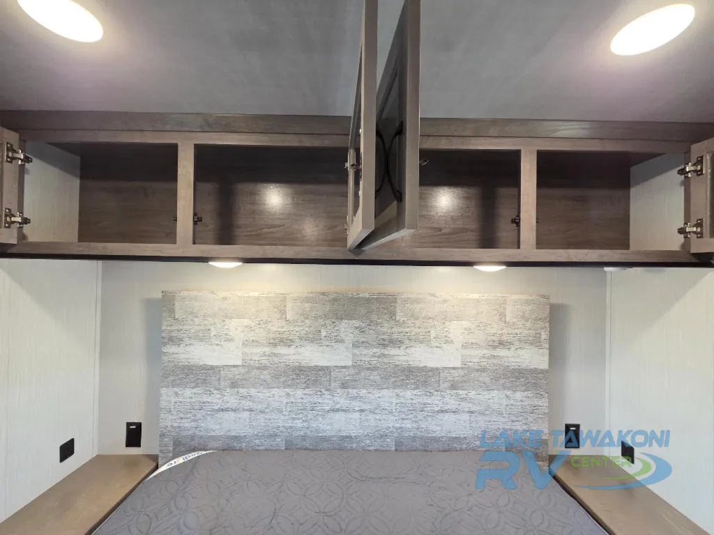 2021 Forest River Cedar Creek 385TH, Photos photo 31