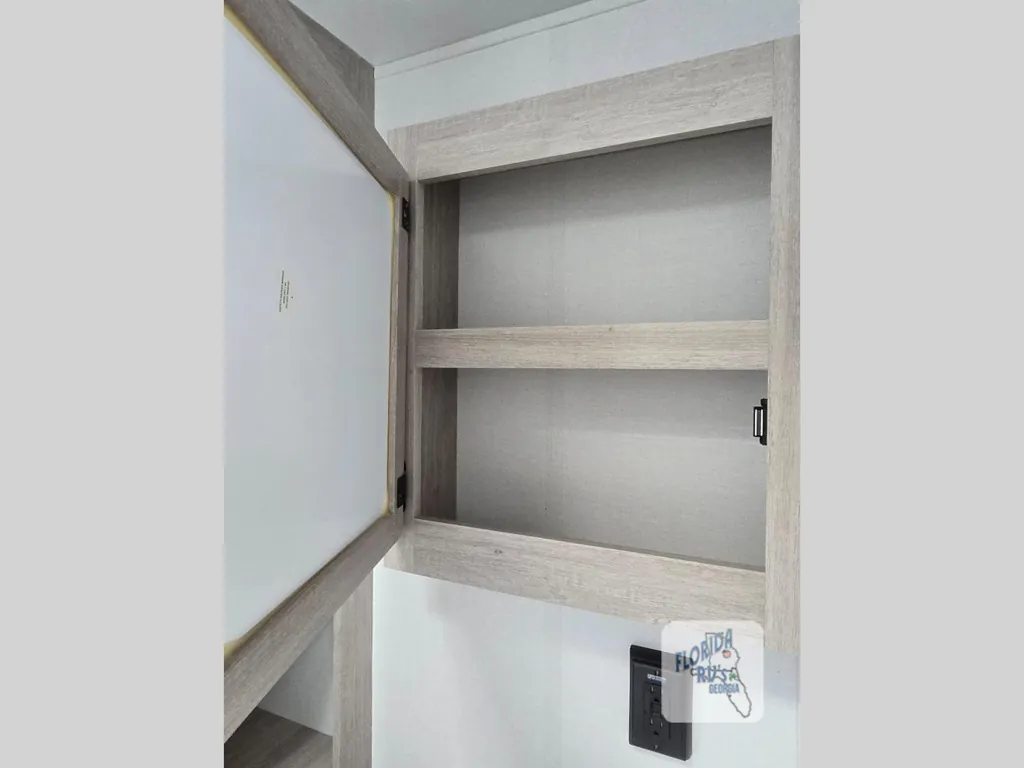 2027 East to West Della Terra 272RL, Photos photo 41