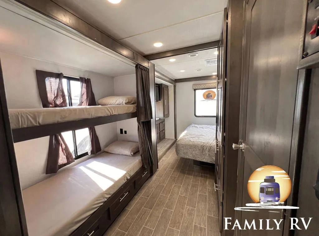 2024 Forest River Georgetown 3 Series GT3 33B3, Photos photo 39