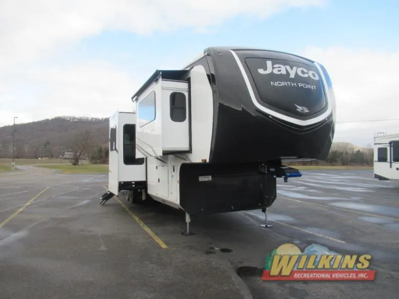 2026 Jayco North Point 382FLRB - Photo 2