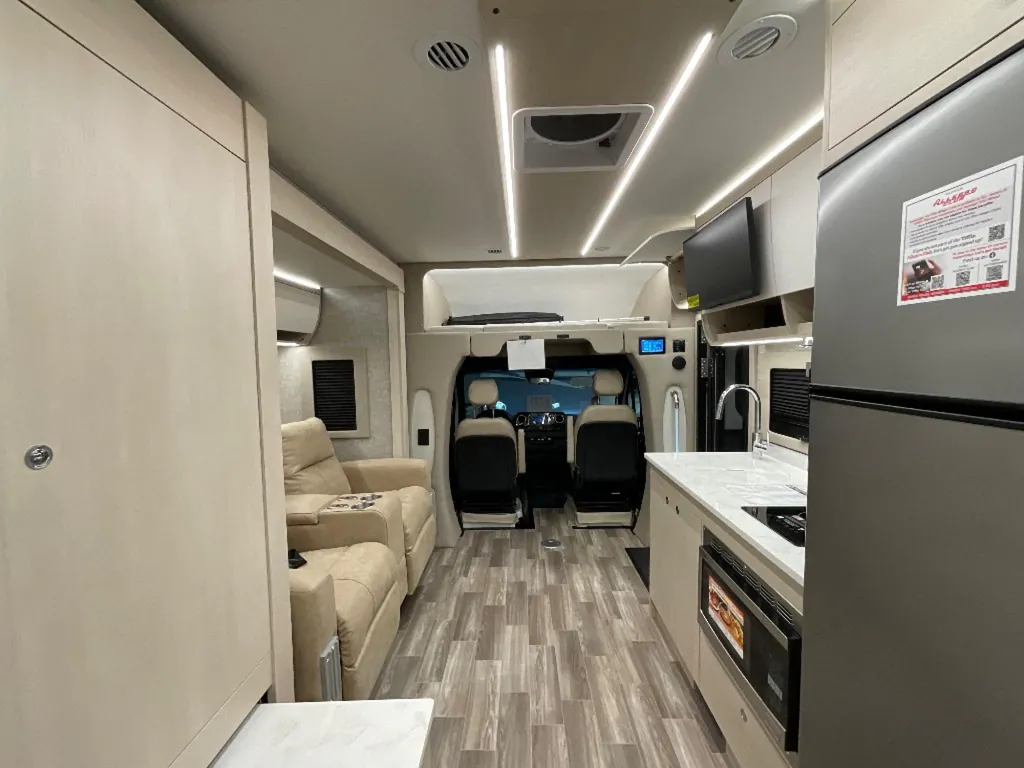 2026 Tiffin Wayfarer 25 XPW, Photos photo 8